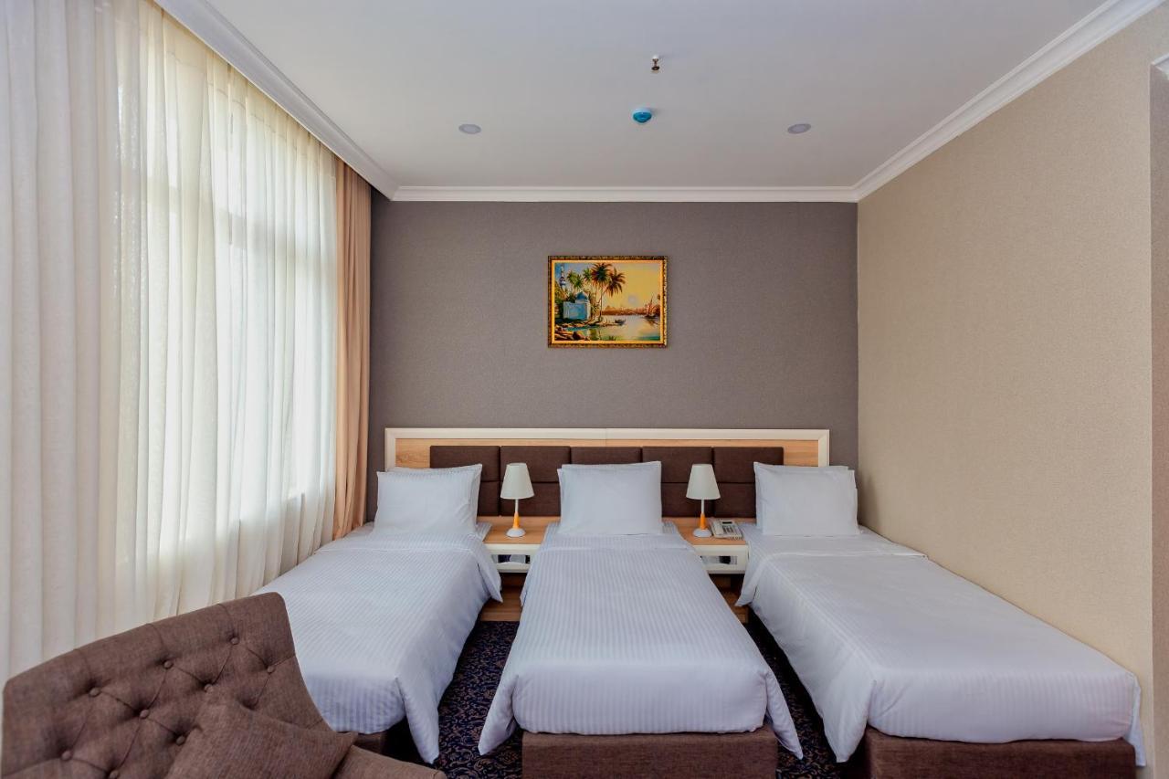 Golden City Hotel Baku Exteriör bild